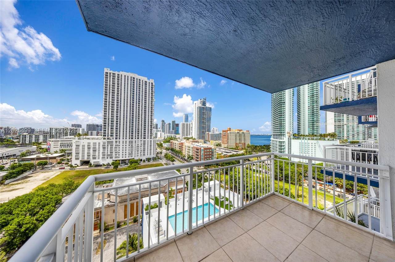 https://bt-photos.global.ssl.fastly.net/miami/1280_boomver_2_A12025499-2.jpg