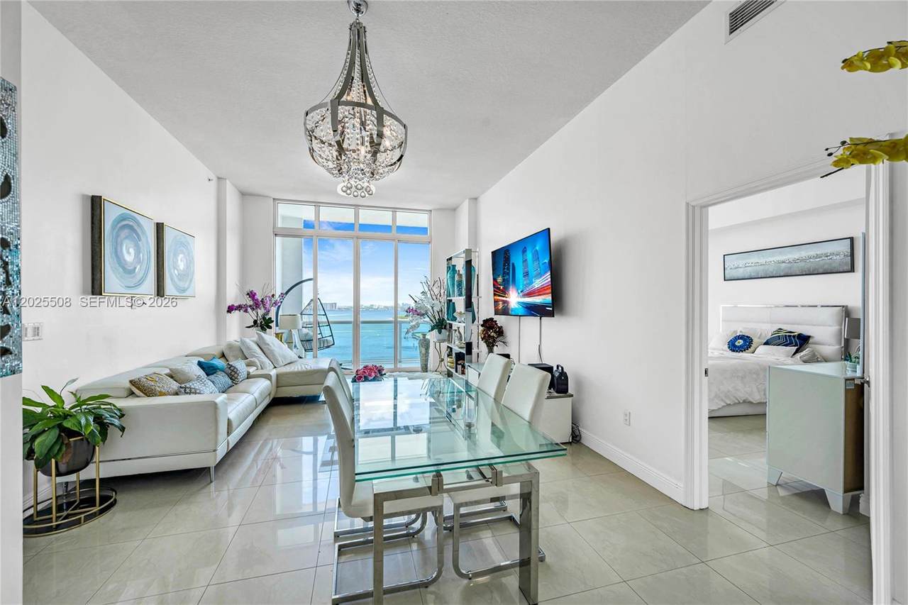 https://bt-photos.global.ssl.fastly.net/miami/1280_boomver_1_A12025508-2.jpg