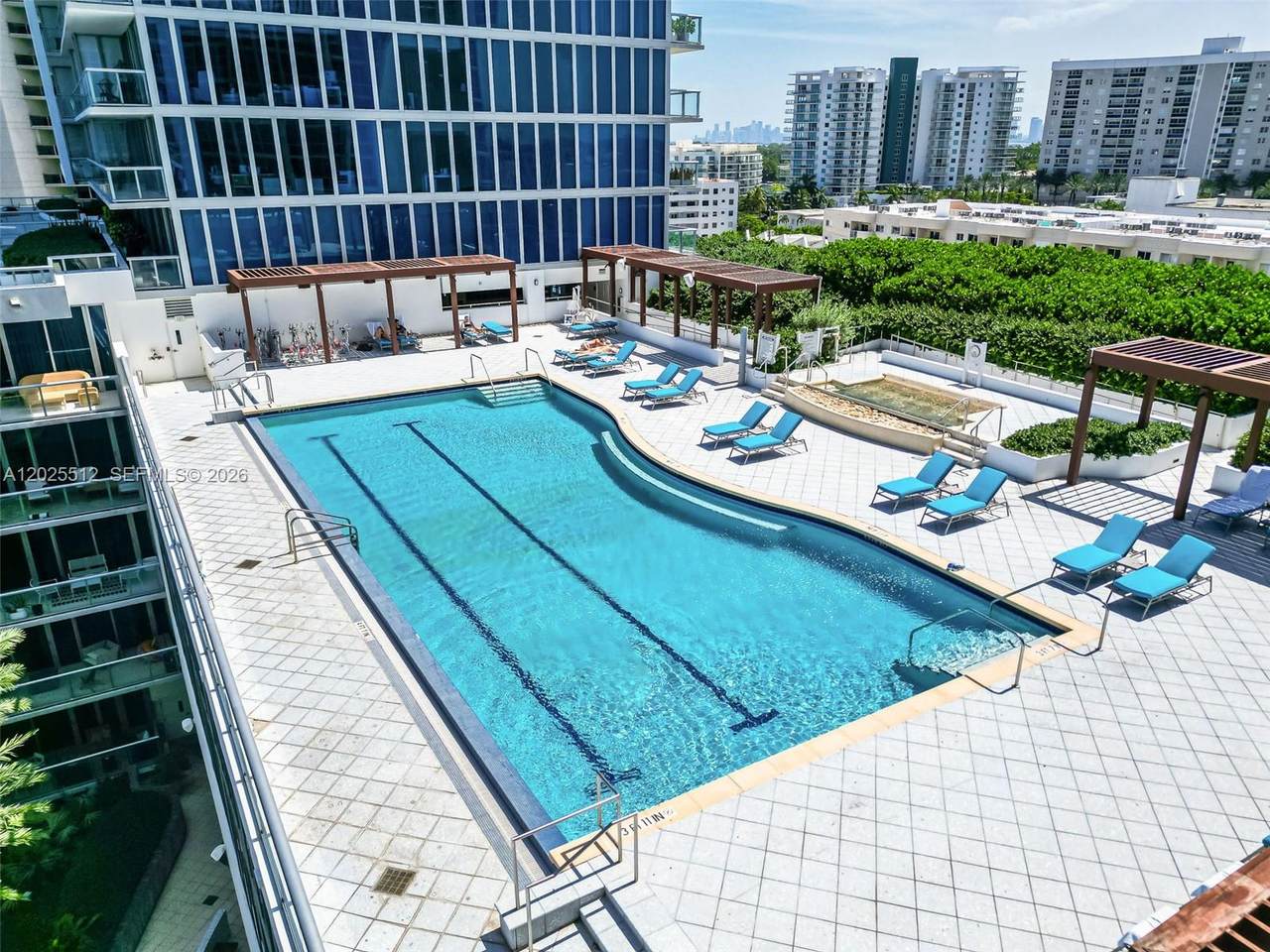 https://bt-photos.global.ssl.fastly.net/miami/1280_boomver_1_A12025512-2.jpg