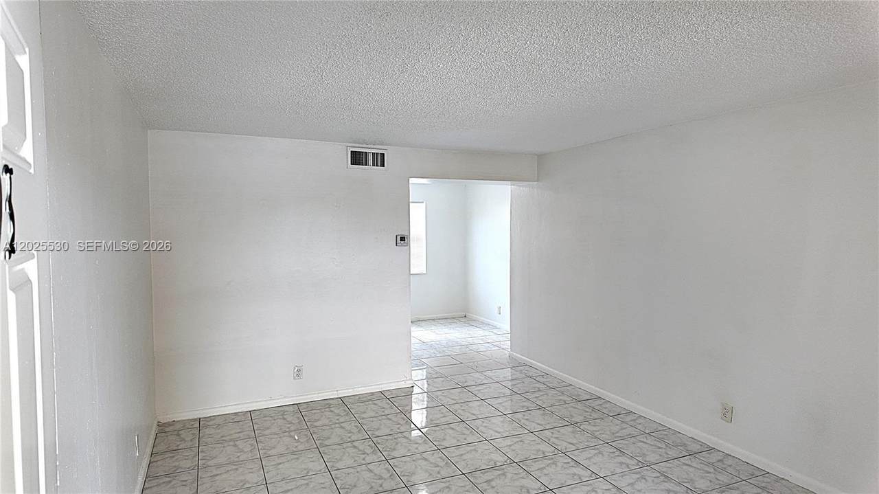 https://bt-photos.global.ssl.fastly.net/miami/1280_boomver_1_A12025530-2.jpg