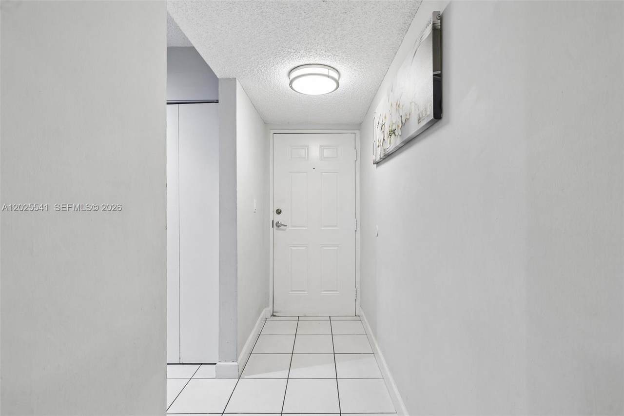 https://bt-photos.global.ssl.fastly.net/miami/1280_boomver_1_A12025541-2.jpg
