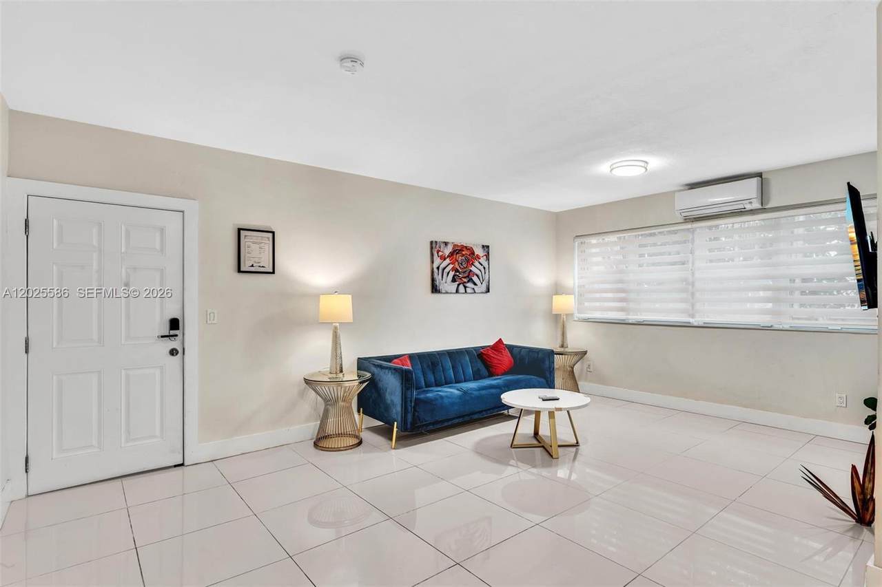 10004 Bay Harbor Dr - Photo 1