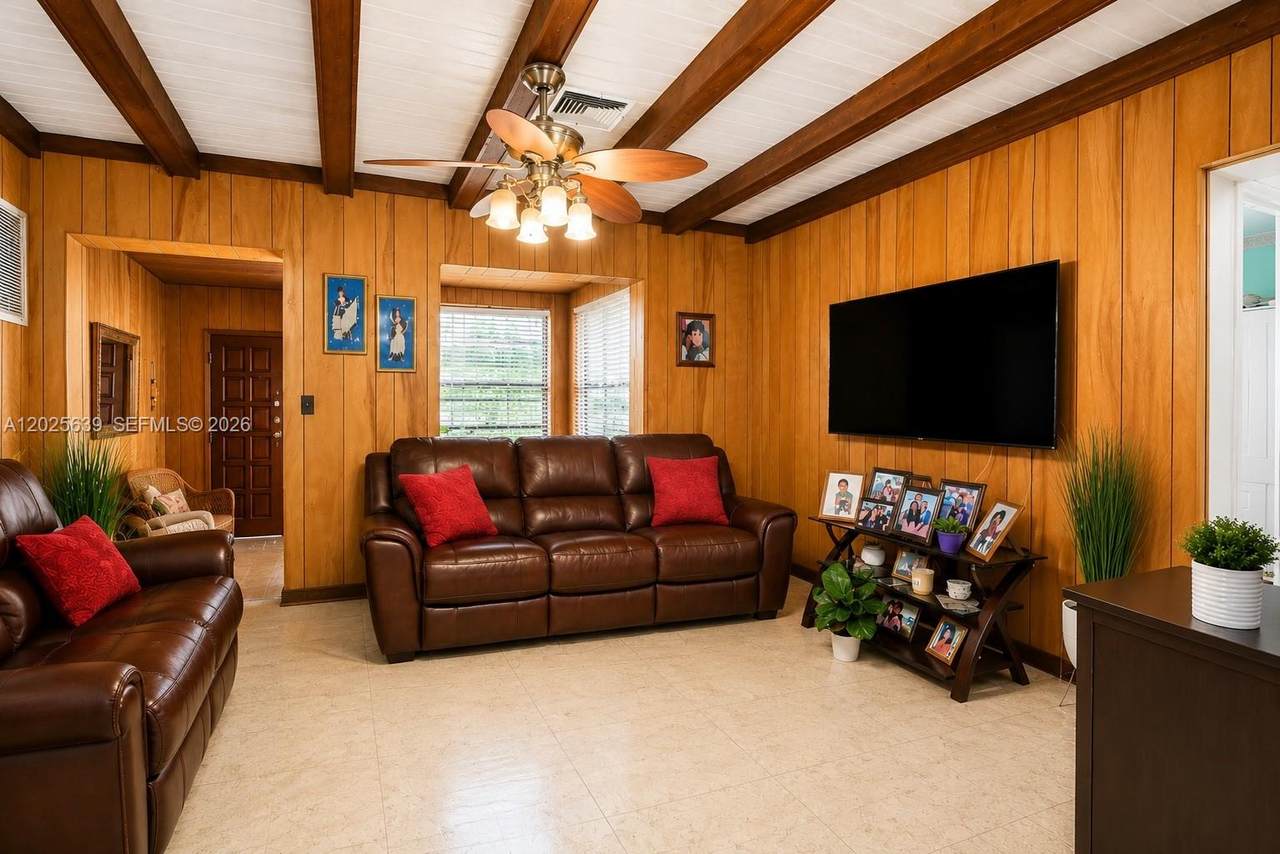 https://bt-photos.global.ssl.fastly.net/miami/1280_boomver_1_A12025639-2.jpg