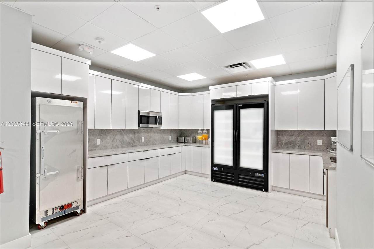 11601 Red Rd - Photo 1