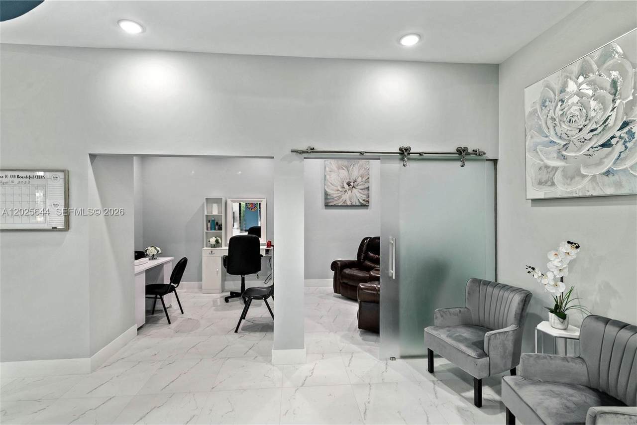 https://bt-photos.global.ssl.fastly.net/miami/1280_boomver_1_A12025644-2.jpg