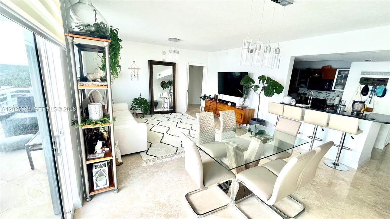 https://bt-photos.global.ssl.fastly.net/miami/1280_boomver_1_A12025689-2.jpg