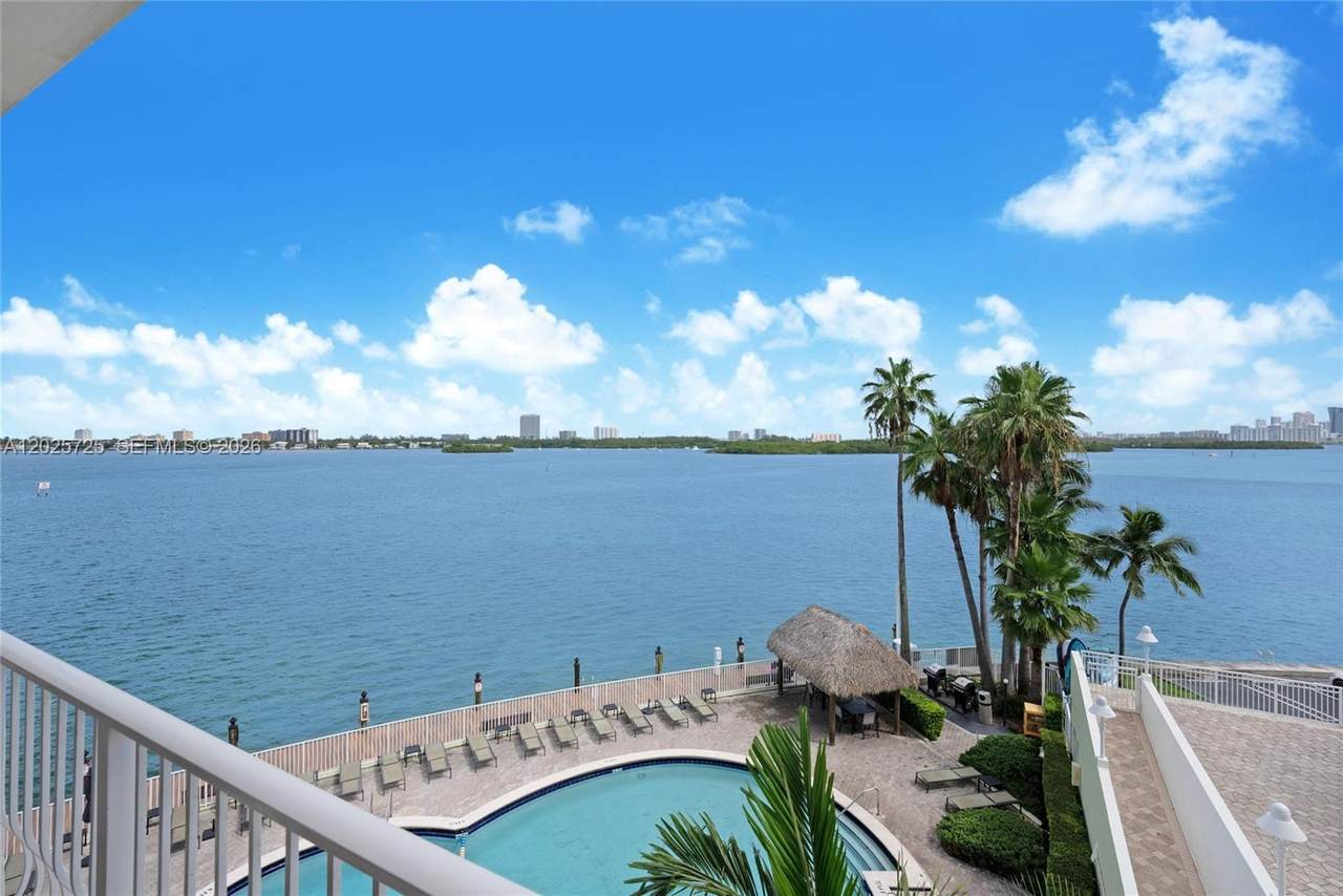 https://bt-photos.global.ssl.fastly.net/miami/1280_boomver_1_A12025725-2.jpg