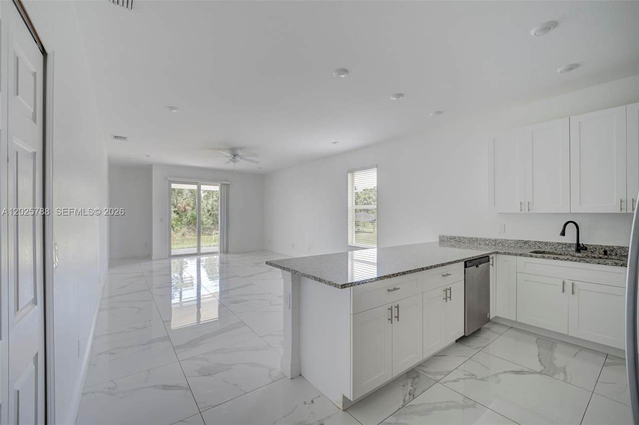https://bt-photos.global.ssl.fastly.net/miami/1280_boomver_1_A12025788-2.jpg