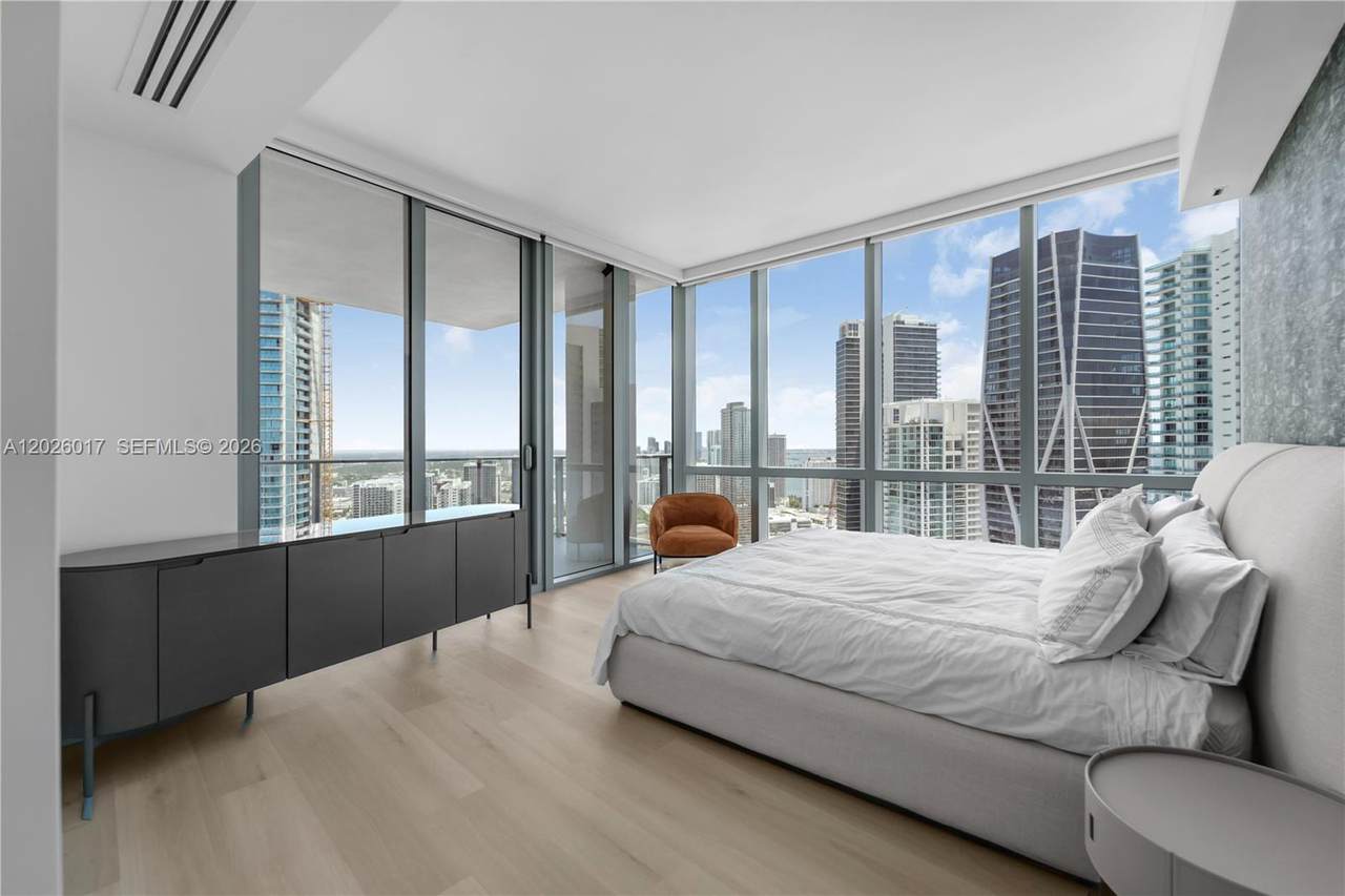 https://bt-photos.global.ssl.fastly.net/miami/1280_boomver_1_A12026017-2.jpg