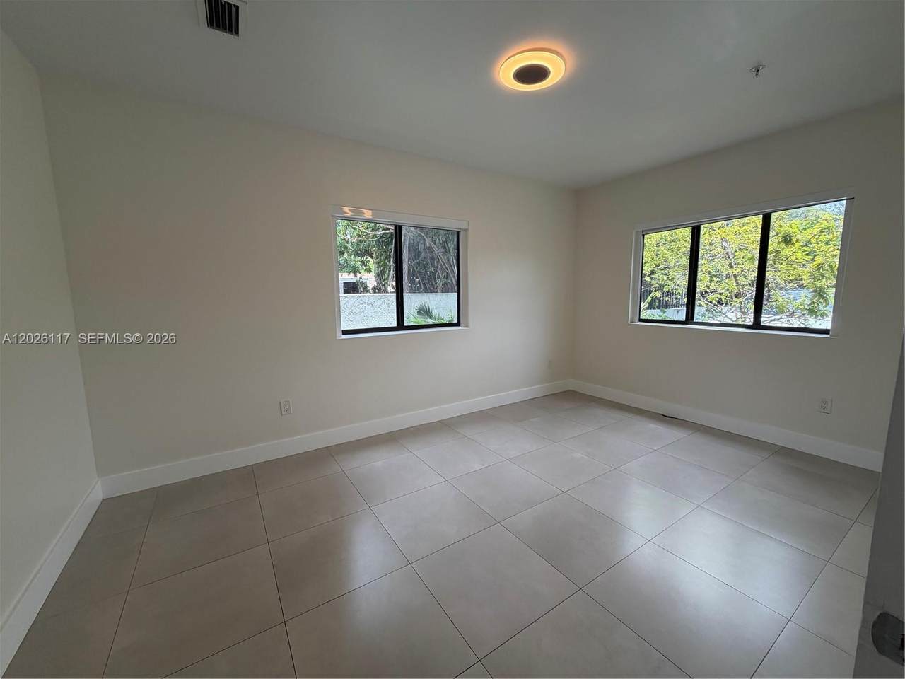 https://bt-photos.global.ssl.fastly.net/miami/1280_boomver_1_A12026117-2.jpg