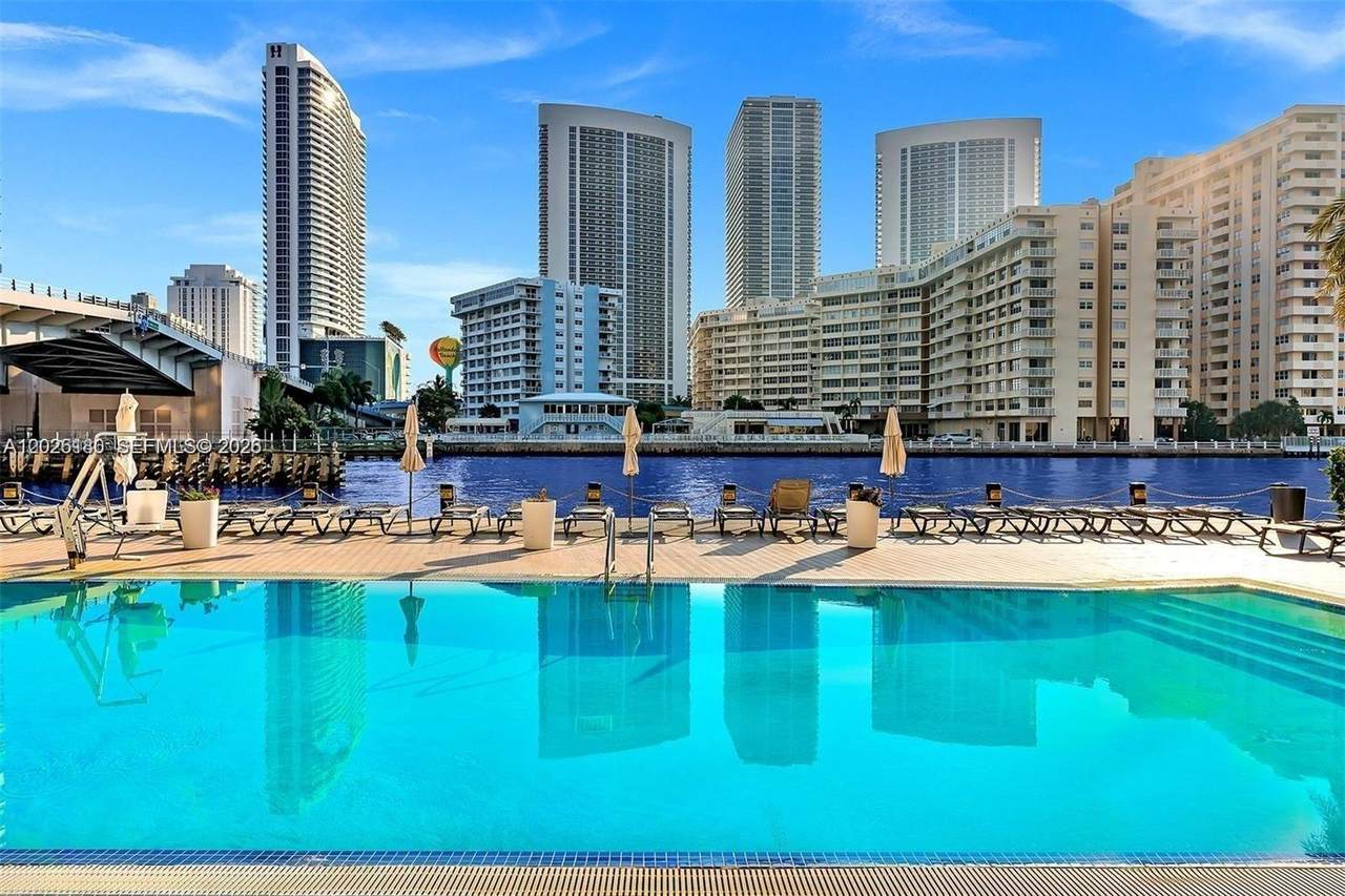 https://bt-photos.global.ssl.fastly.net/miami/1280_boomver_1_A12026180-2.jpg