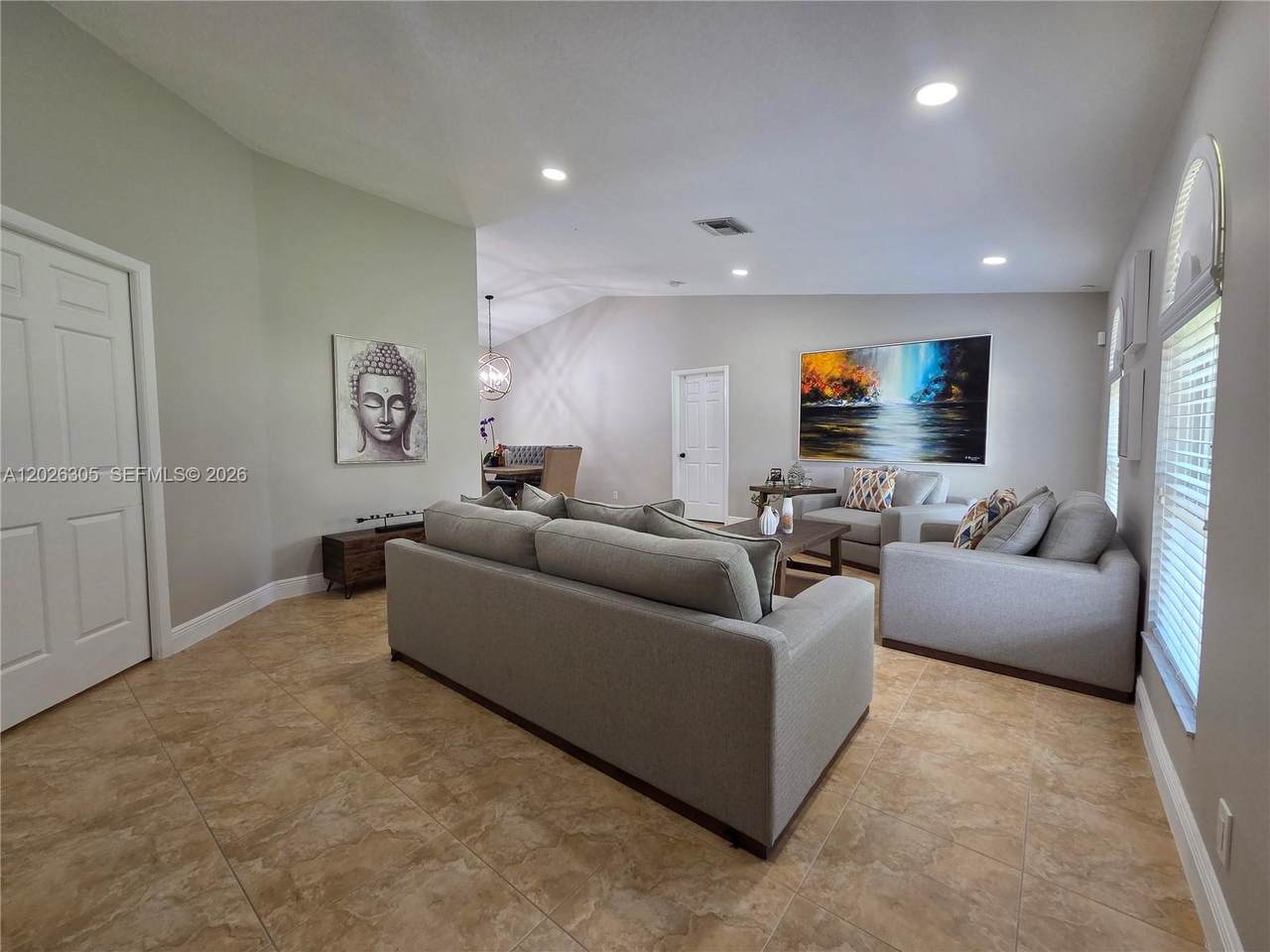 https://bt-photos.global.ssl.fastly.net/miami/1280_boomver_1_A12026305-2.jpg