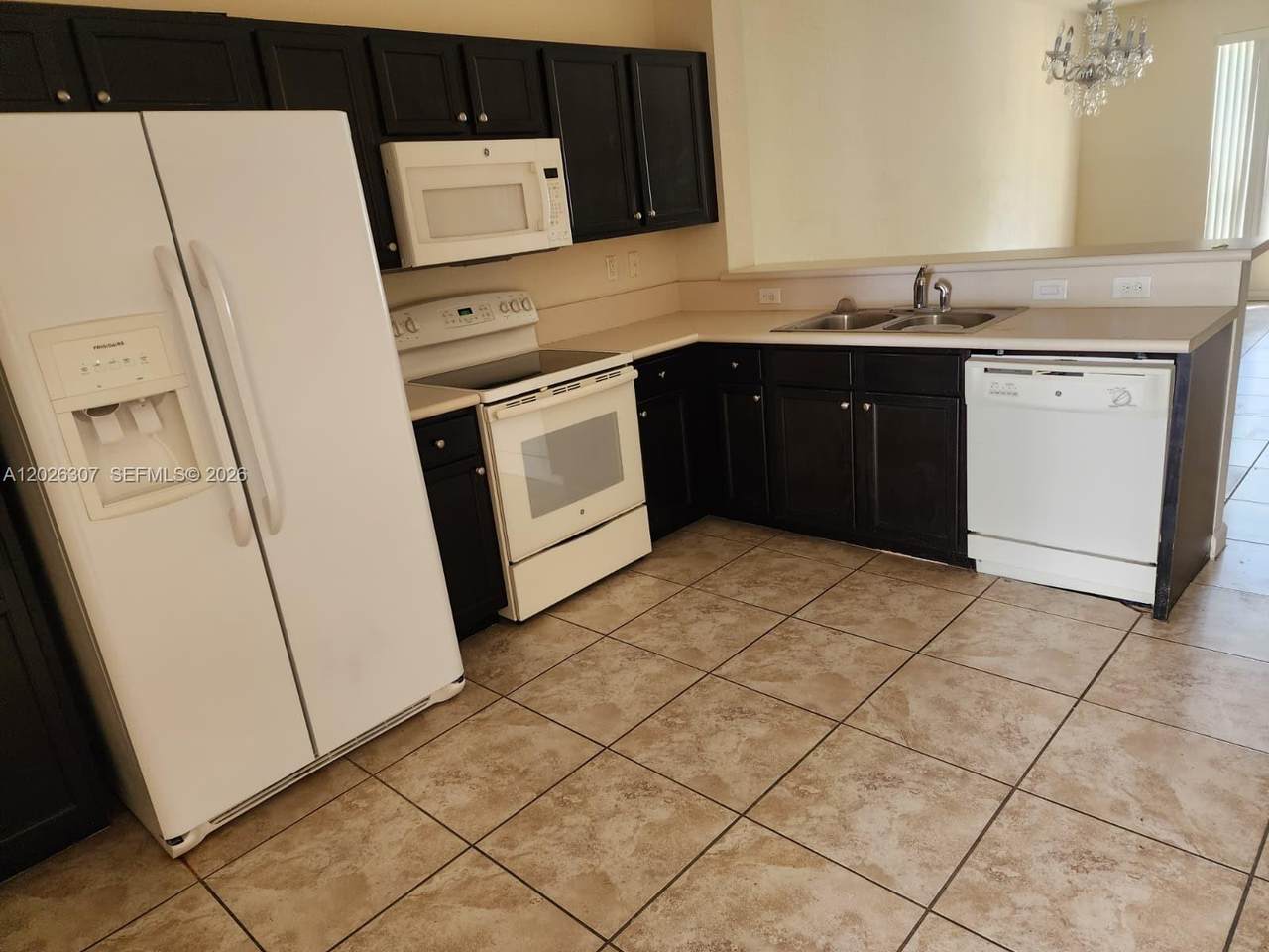 https://bt-photos.global.ssl.fastly.net/miami/1280_boomver_1_A12026307-2.jpg