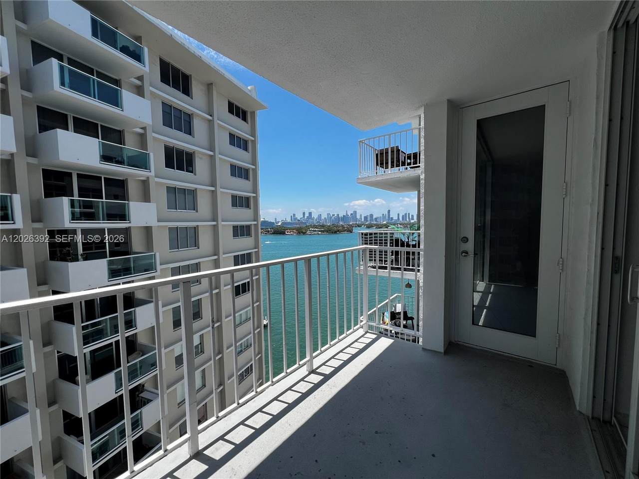 1228 West Ave - Photo 1