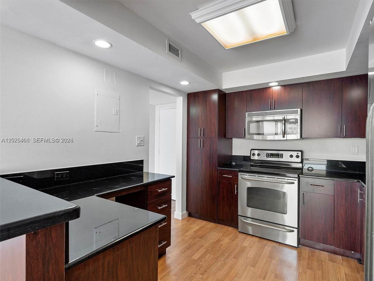 18021 Biscayne Blvd - Photo 1