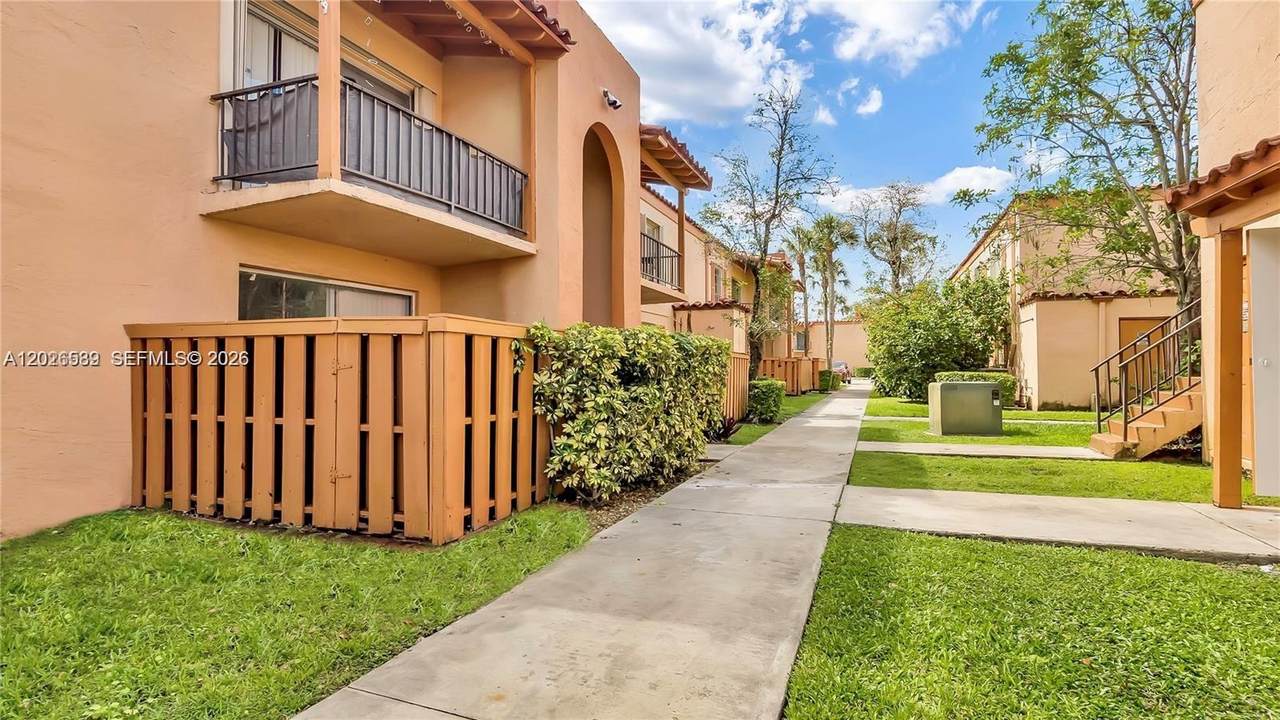 7231 Miami Lakes Dr - Photo 1