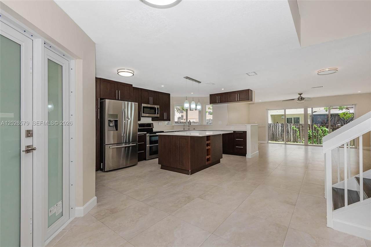 https://bt-photos.global.ssl.fastly.net/miami/1280_boomver_1_A12026579-2.jpg