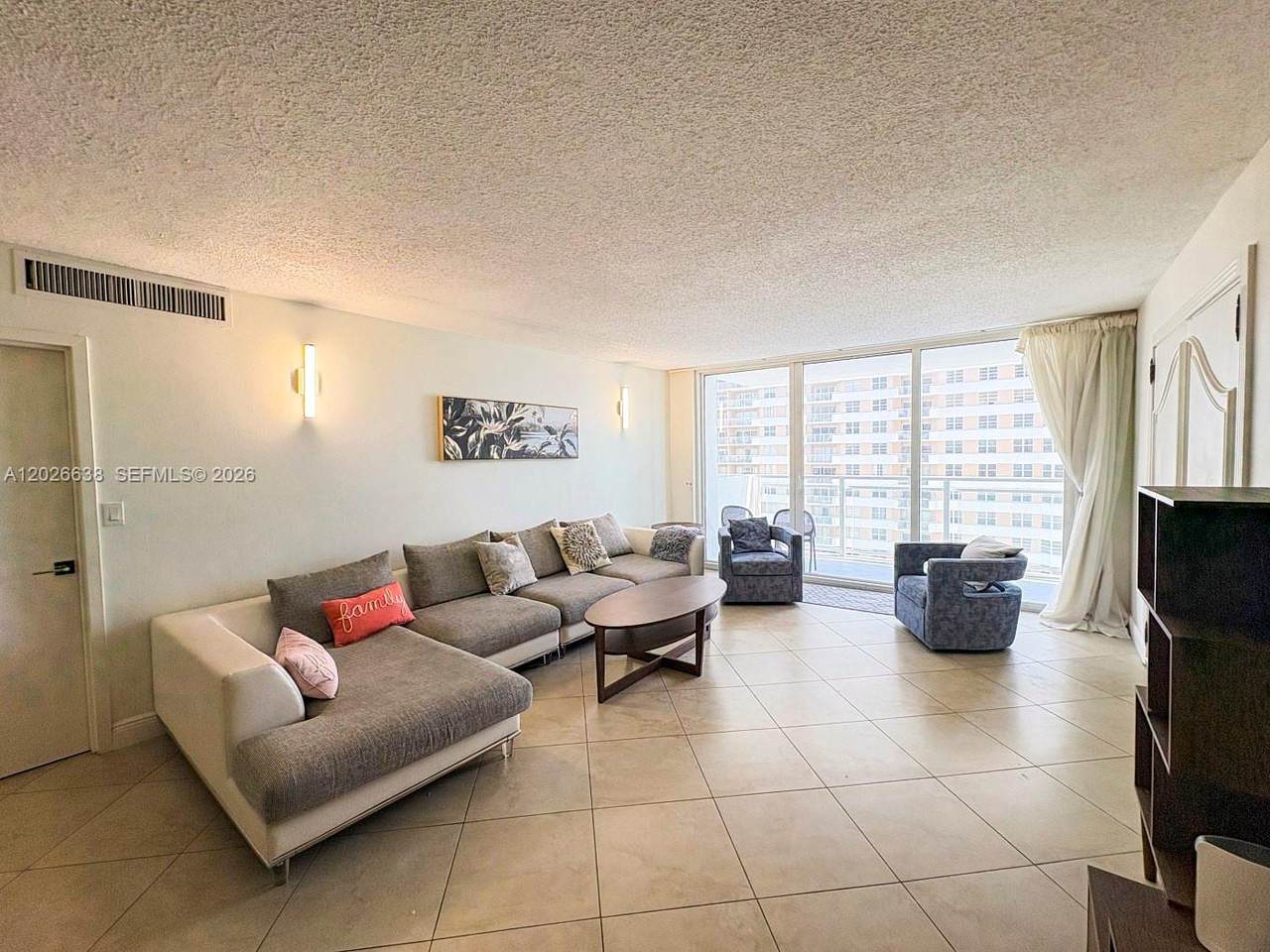 https://bt-photos.global.ssl.fastly.net/miami/orig_boomver_2_A12026638-2.jpg