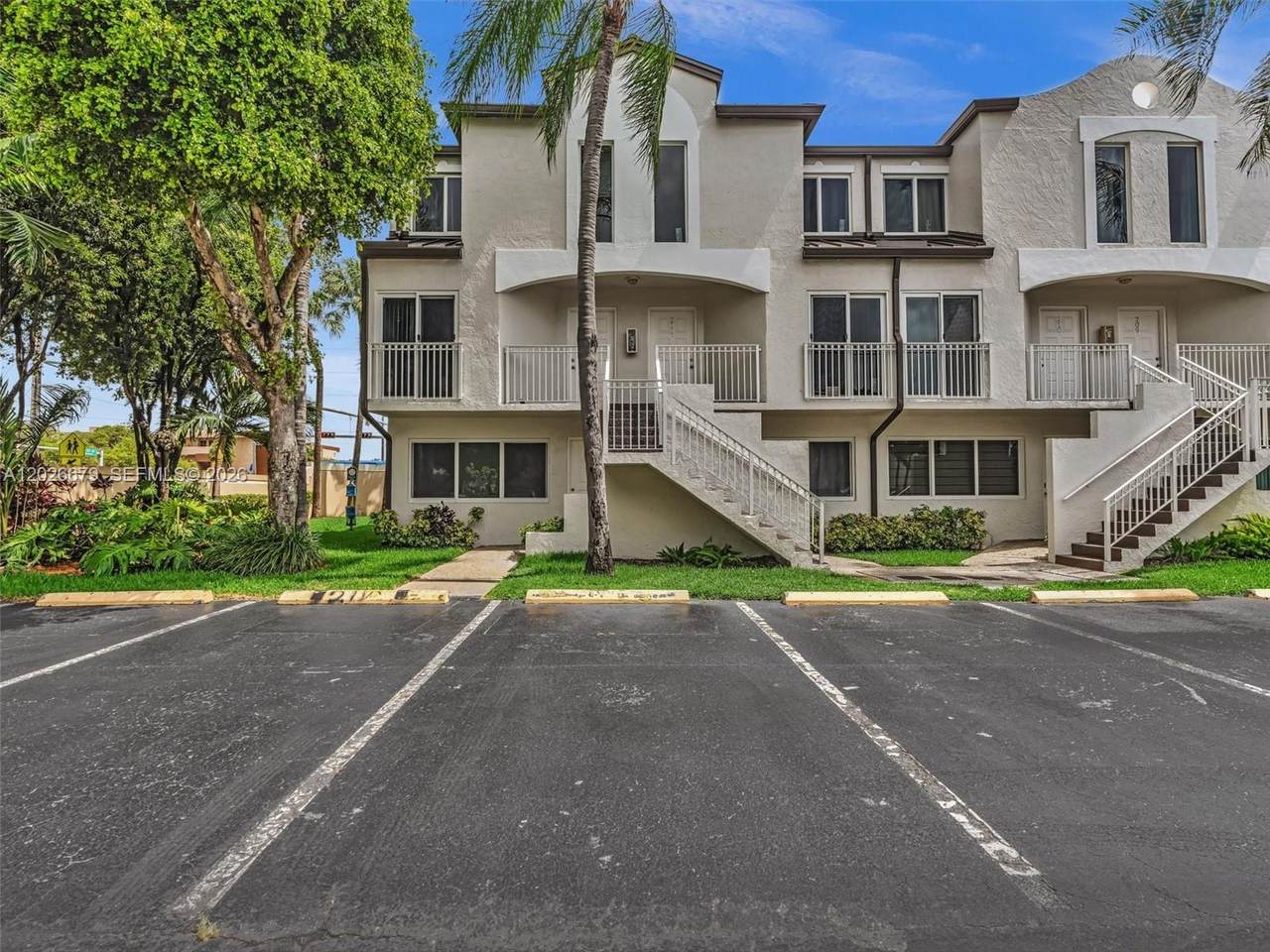 8695 6th Ln - Photo 1