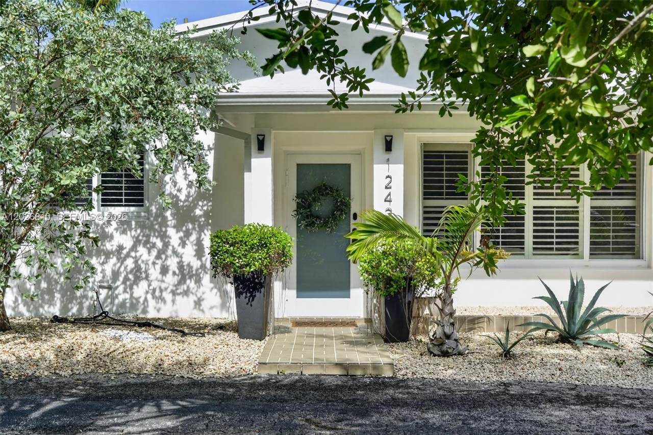 https://bt-photos.global.ssl.fastly.net/miami/1280_boomver_1_A12026810-2.jpg
