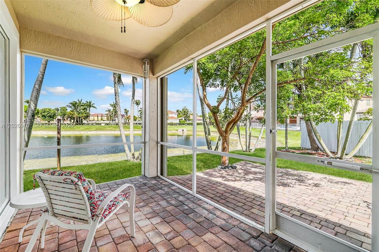 https://bt-photos.global.ssl.fastly.net/miami/1280_boomver_1_A12026910-2.jpg