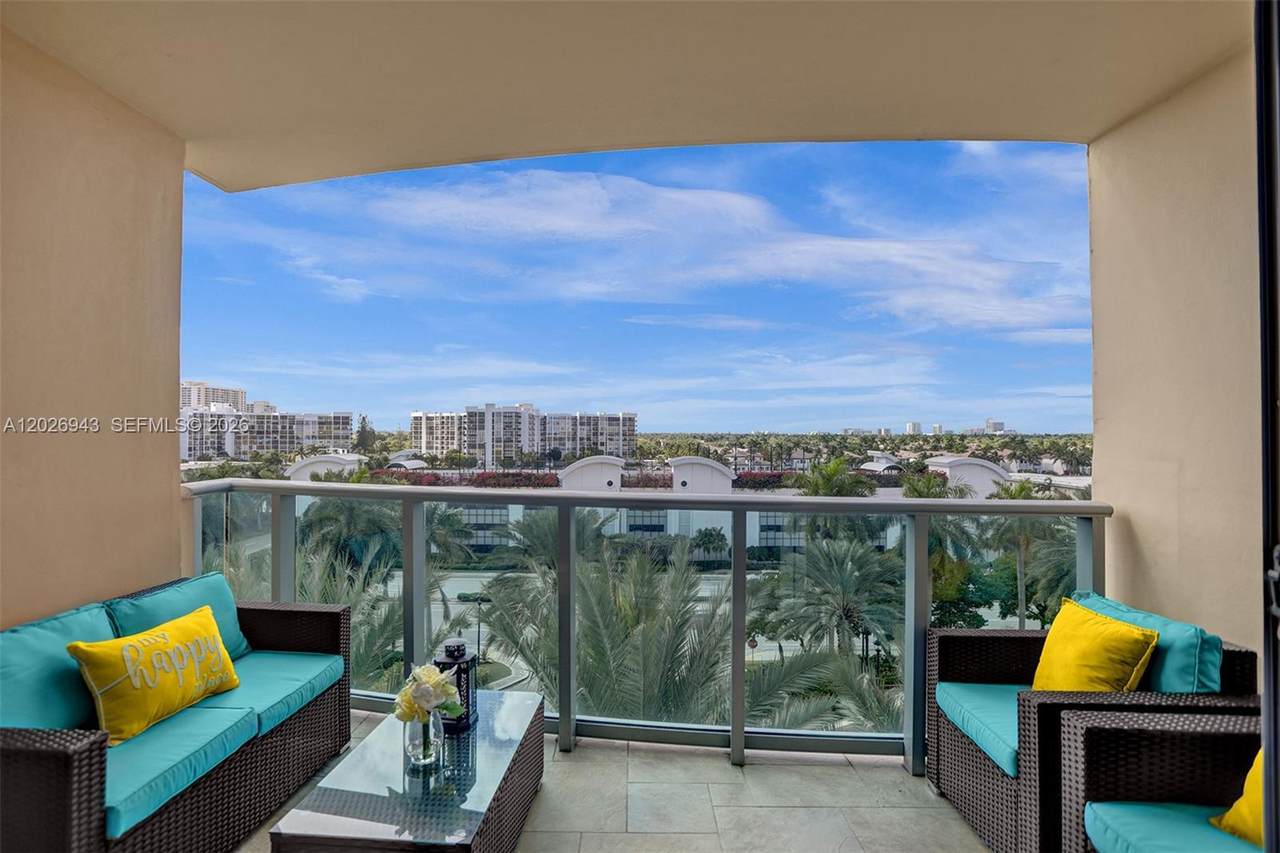 2501 Ocean Dr - Photo 1