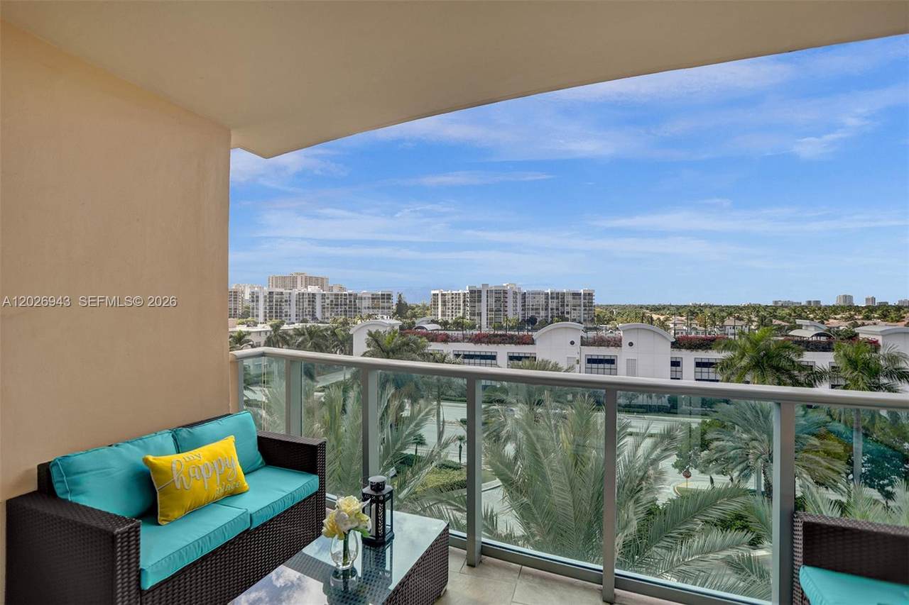 https://bt-photos.global.ssl.fastly.net/miami/1280_boomver_1_A12026943-2.jpg