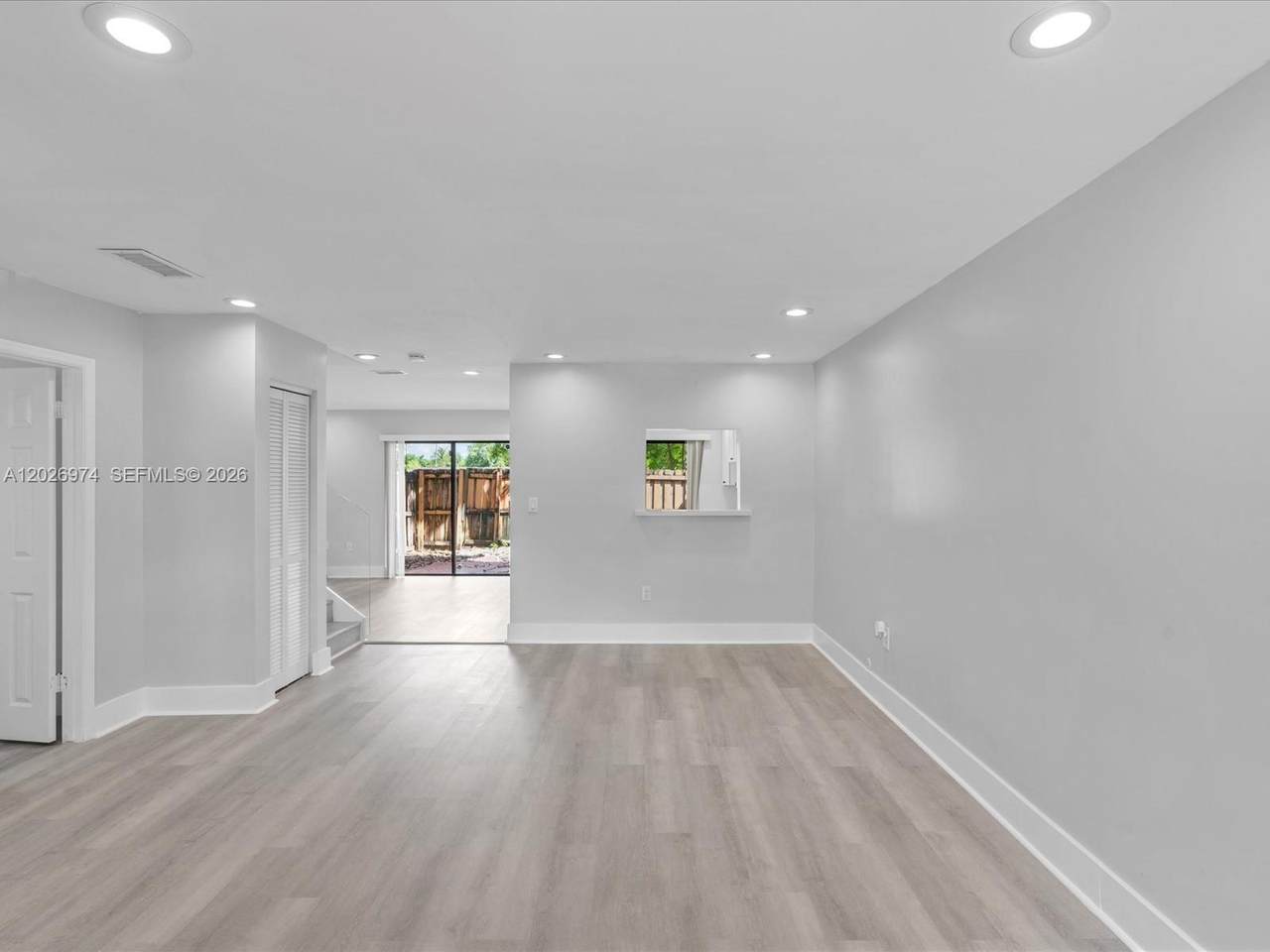 https://bt-photos.global.ssl.fastly.net/miami/1280_boomver_1_A12026974-2.jpg