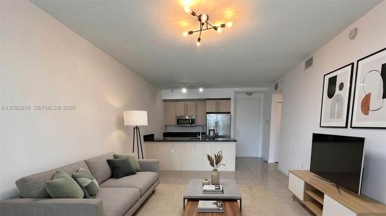 79 12th St - Photo 1
