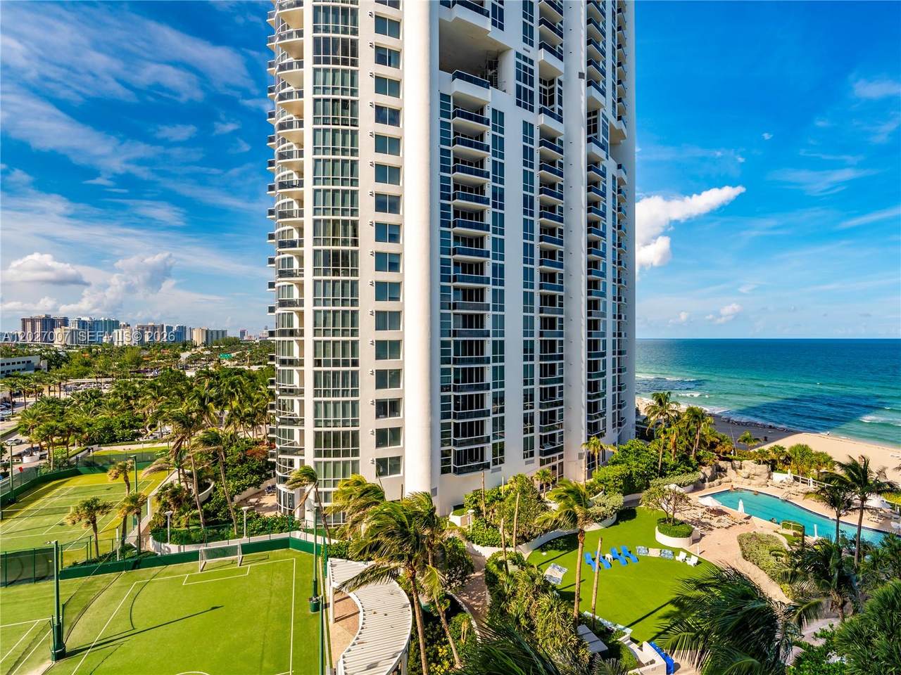 https://bt-photos.global.ssl.fastly.net/miami/1280_boomver_1_A12027007-2.jpg