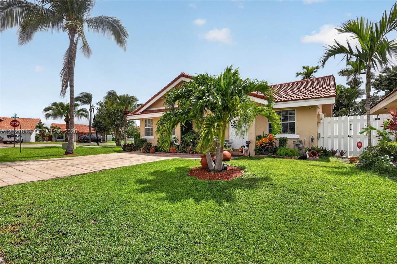 https://bt-photos.global.ssl.fastly.net/miami/1280_boomver_1_A12027010-2.jpg