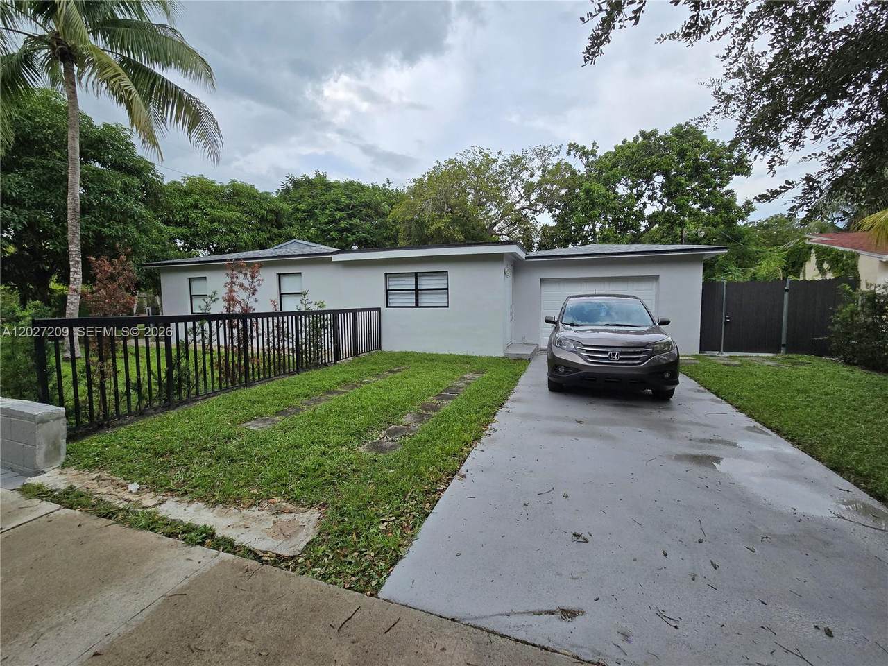 841 24th Ave - Photo 1