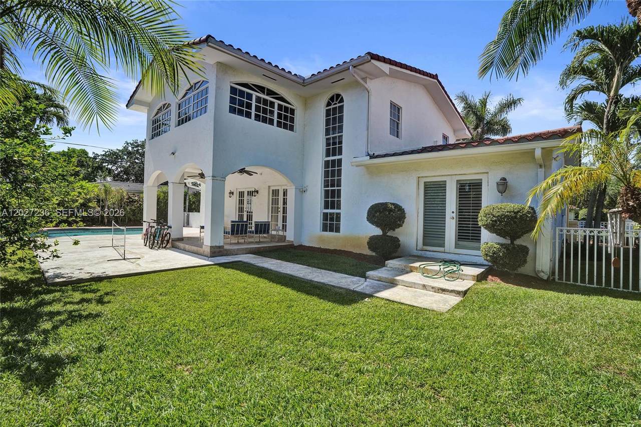 https://bt-photos.global.ssl.fastly.net/miami/1280_boomver_1_A12027236-2.jpg