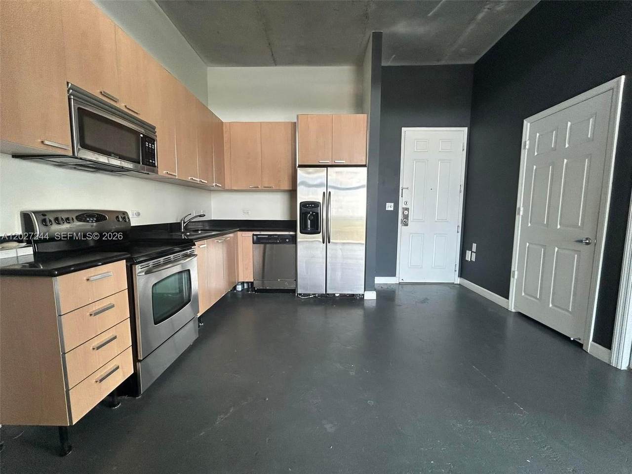 2100 Van Buren St - Photo 1