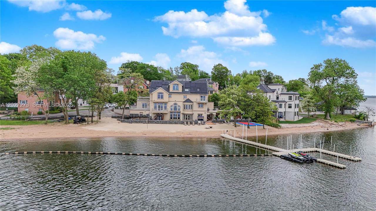 30 Aviva Ct - Photo 1