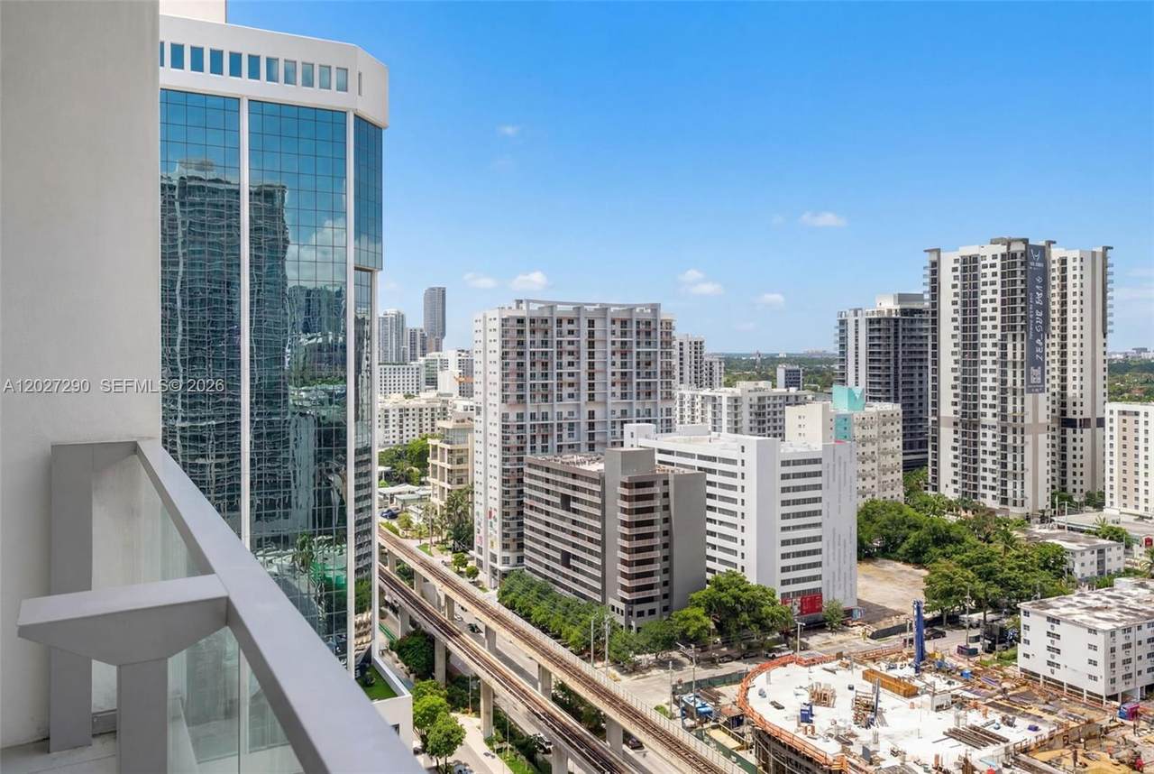 https://bt-photos.global.ssl.fastly.net/miami/1280_boomver_1_A12027290-2.jpg