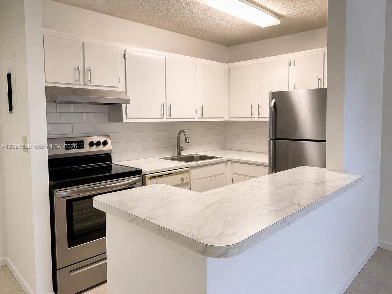 15540 80th St - Photo 1