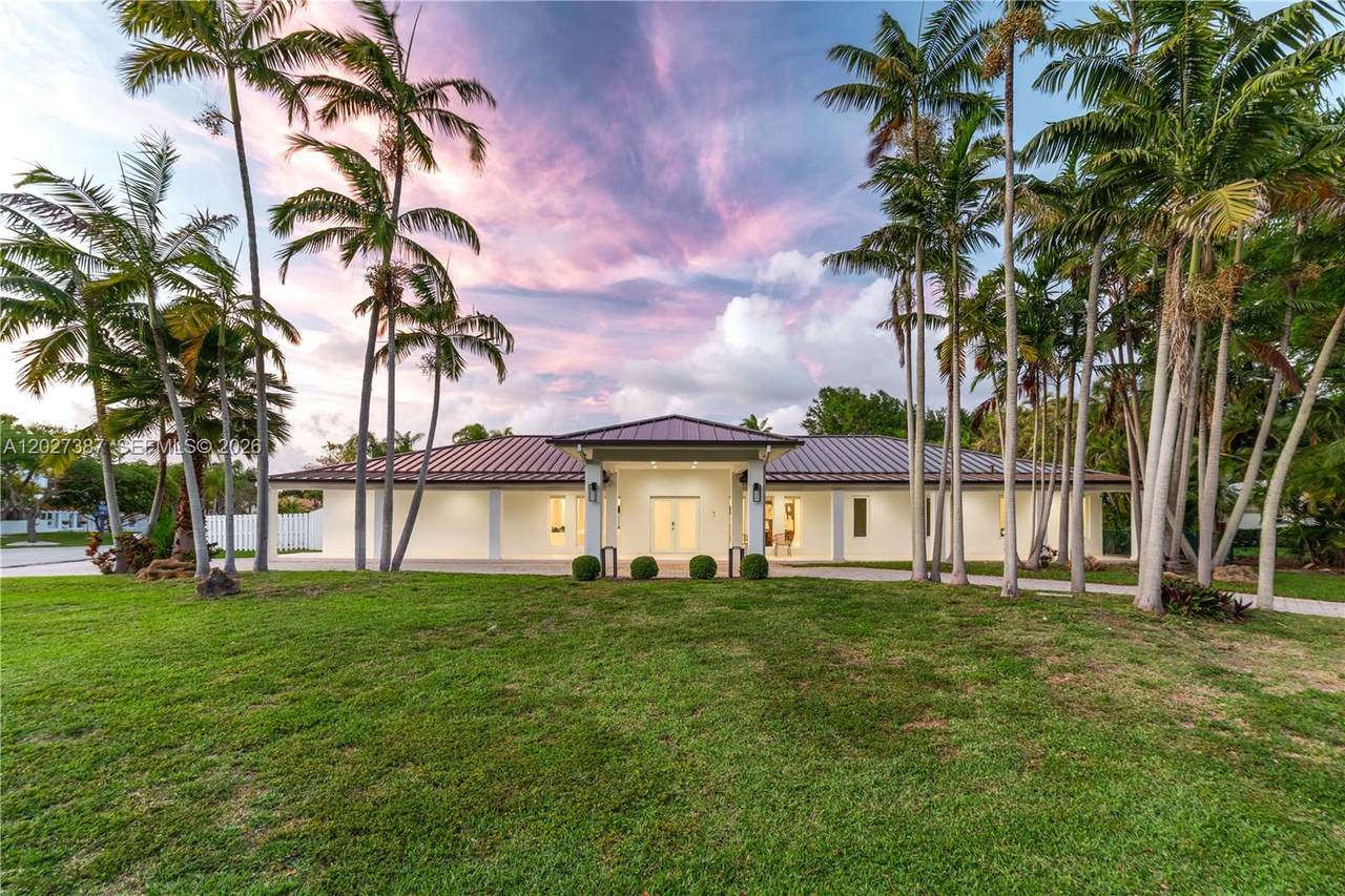 7485 179th St - Photo 1