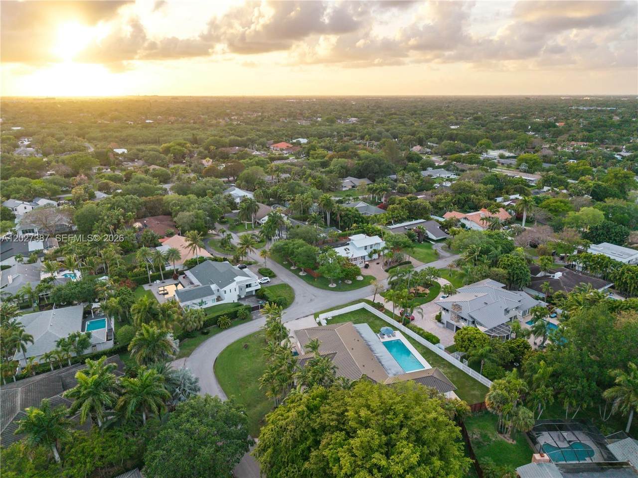 https://bt-photos.global.ssl.fastly.net/miami/1280_boomver_1_A12027387-2.jpg