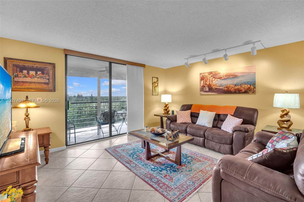 900 Saint Charles Place - Photo 1