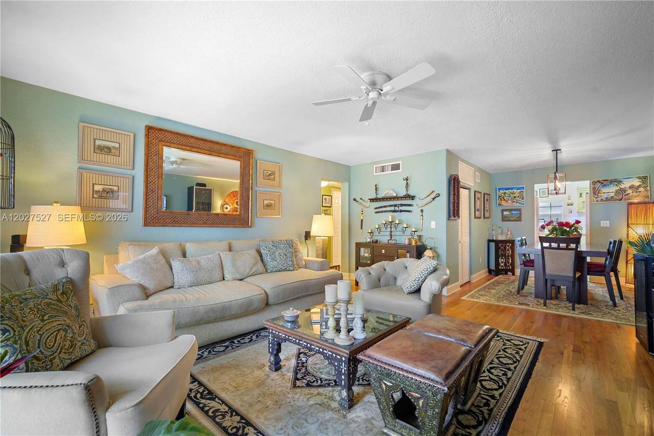 1160 103rd St - Photo 1