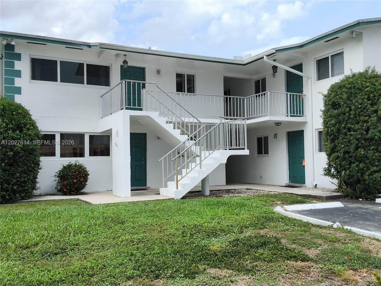 7041 Pembroke Rd - Photo 1