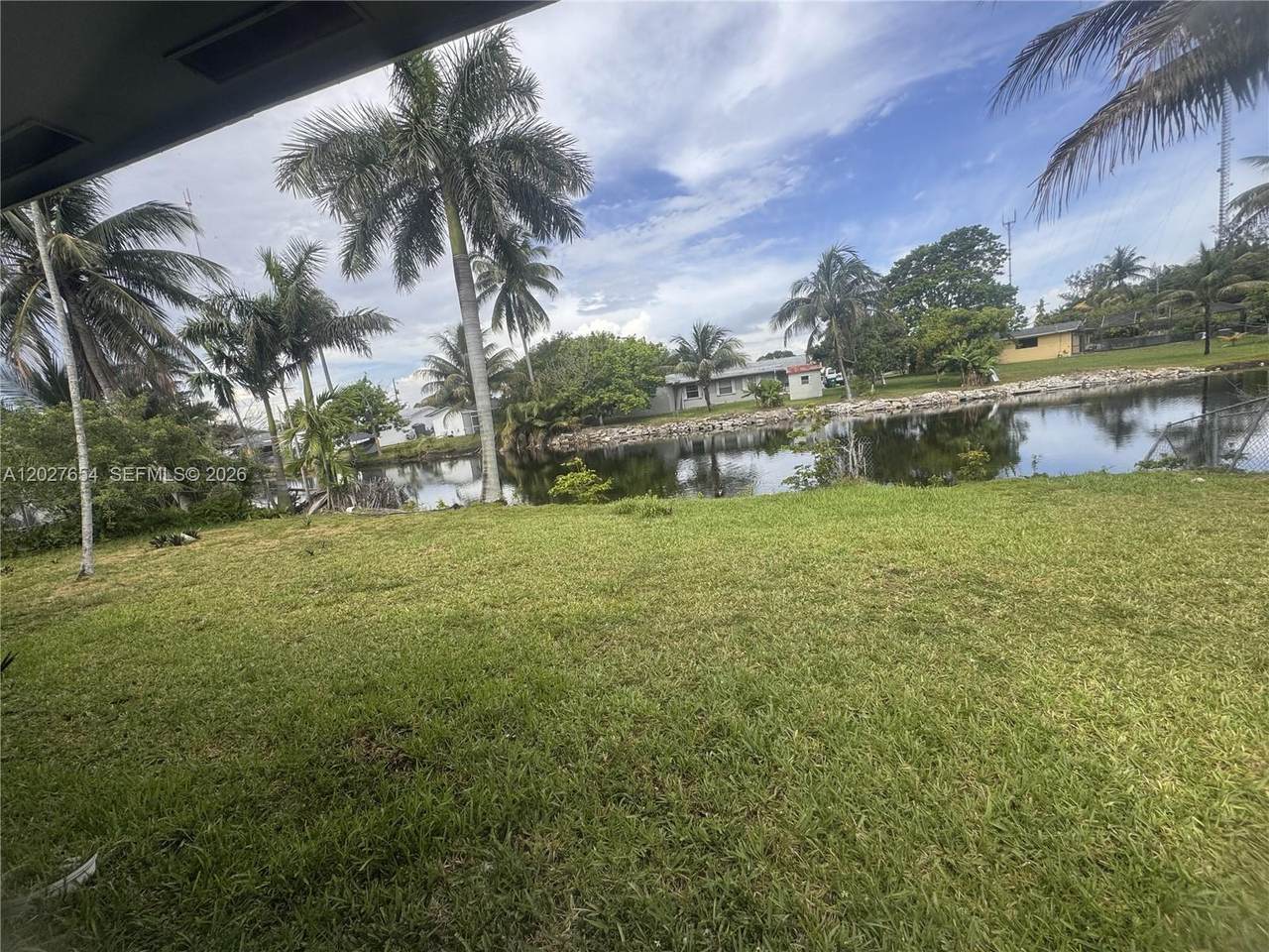 https://bt-photos.global.ssl.fastly.net/miami/1280_boomver_1_A12027654-2.jpg