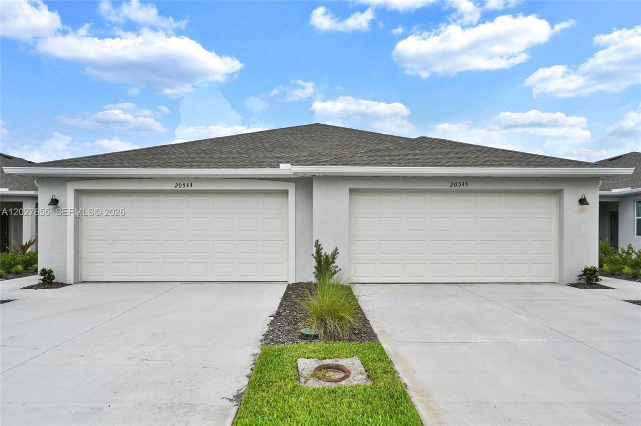 20545 Hazelnut Ct - Photo 1