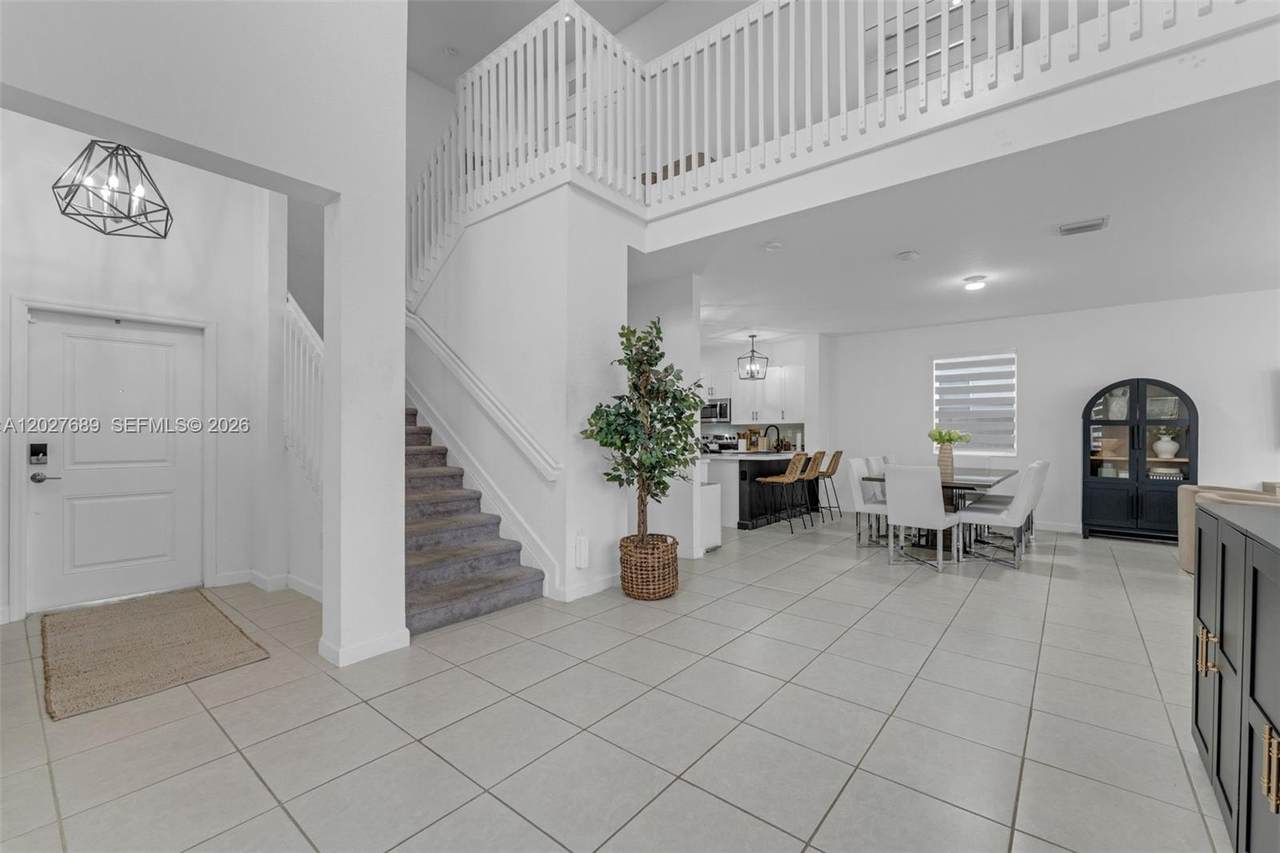 https://bt-photos.global.ssl.fastly.net/miami/1280_boomver_1_A12027689-2.jpg