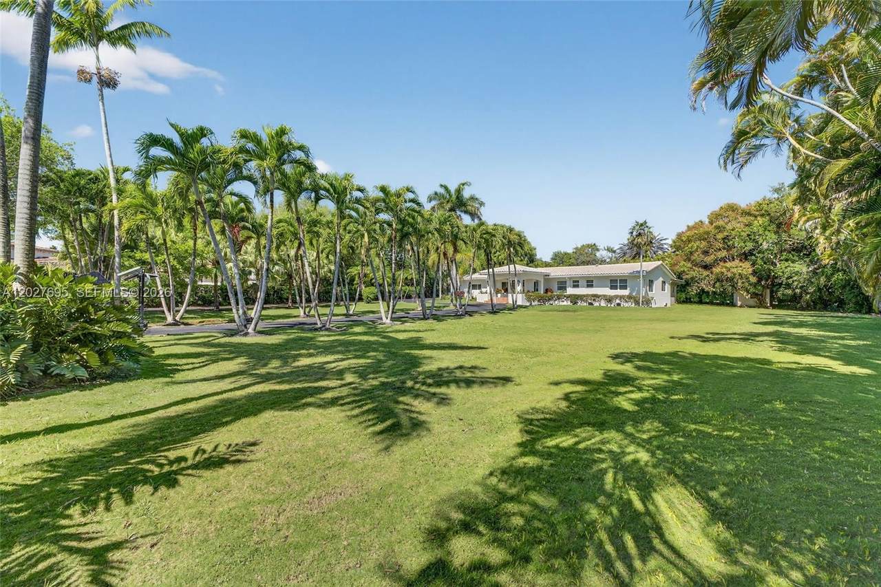 https://bt-photos.global.ssl.fastly.net/miami/1280_boomver_1_A12027695-2.jpg