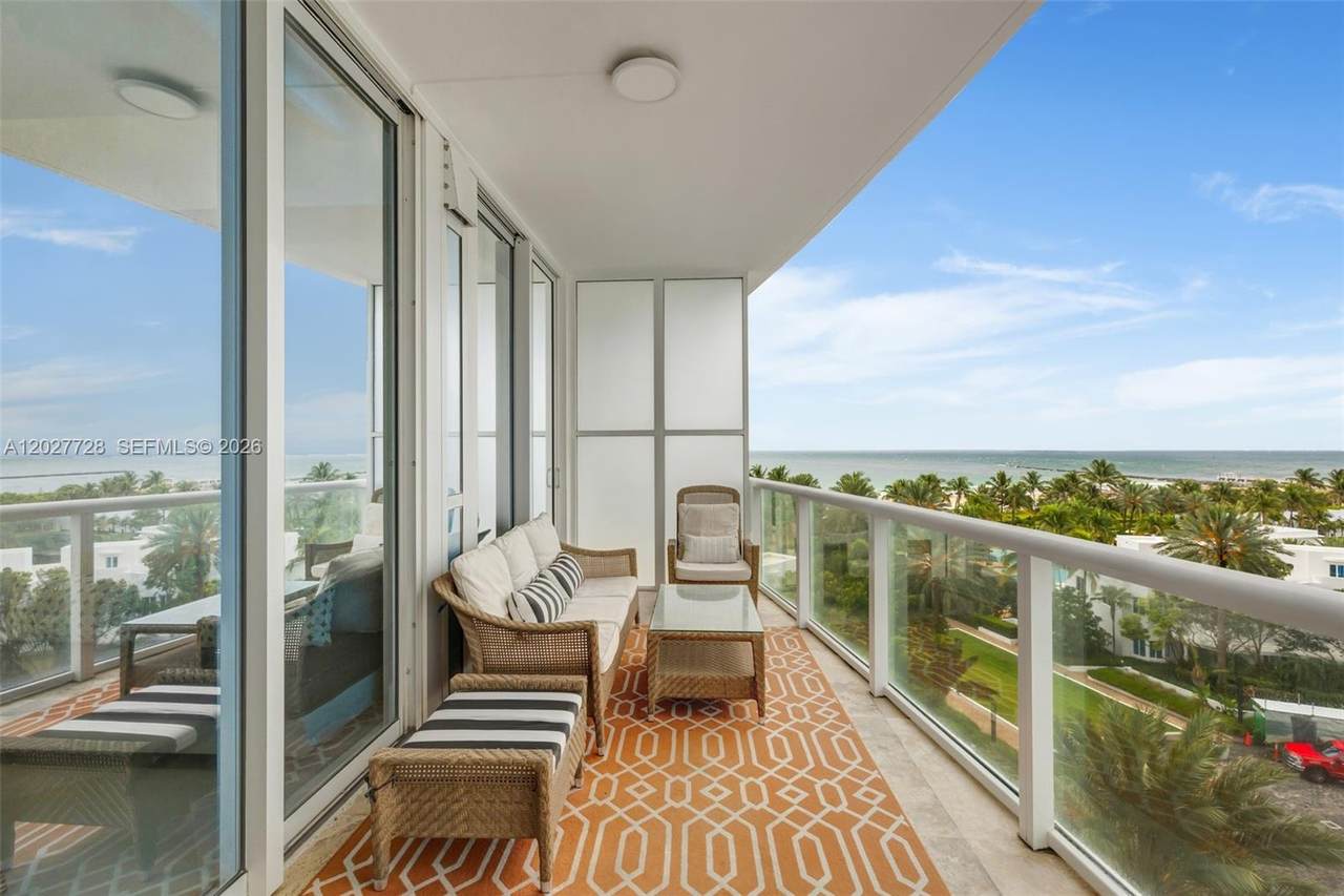 50 Pointe Dr - Photo 1