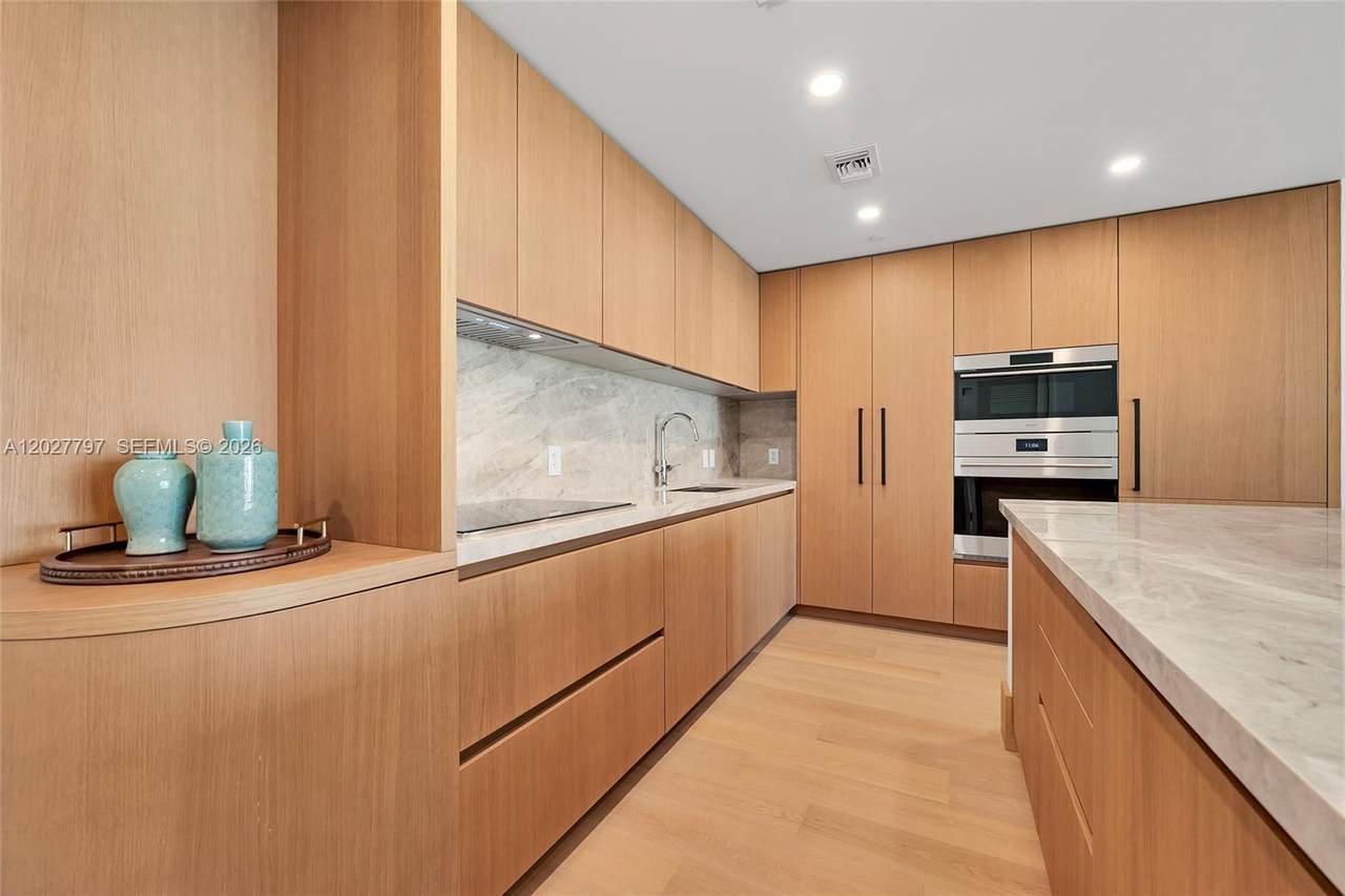 1176 97th St - Photo 1