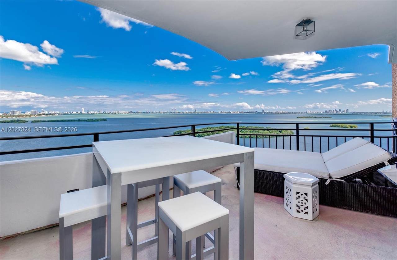 https://bt-photos.global.ssl.fastly.net/miami/1280_boomver_1_A12027824-2.jpg