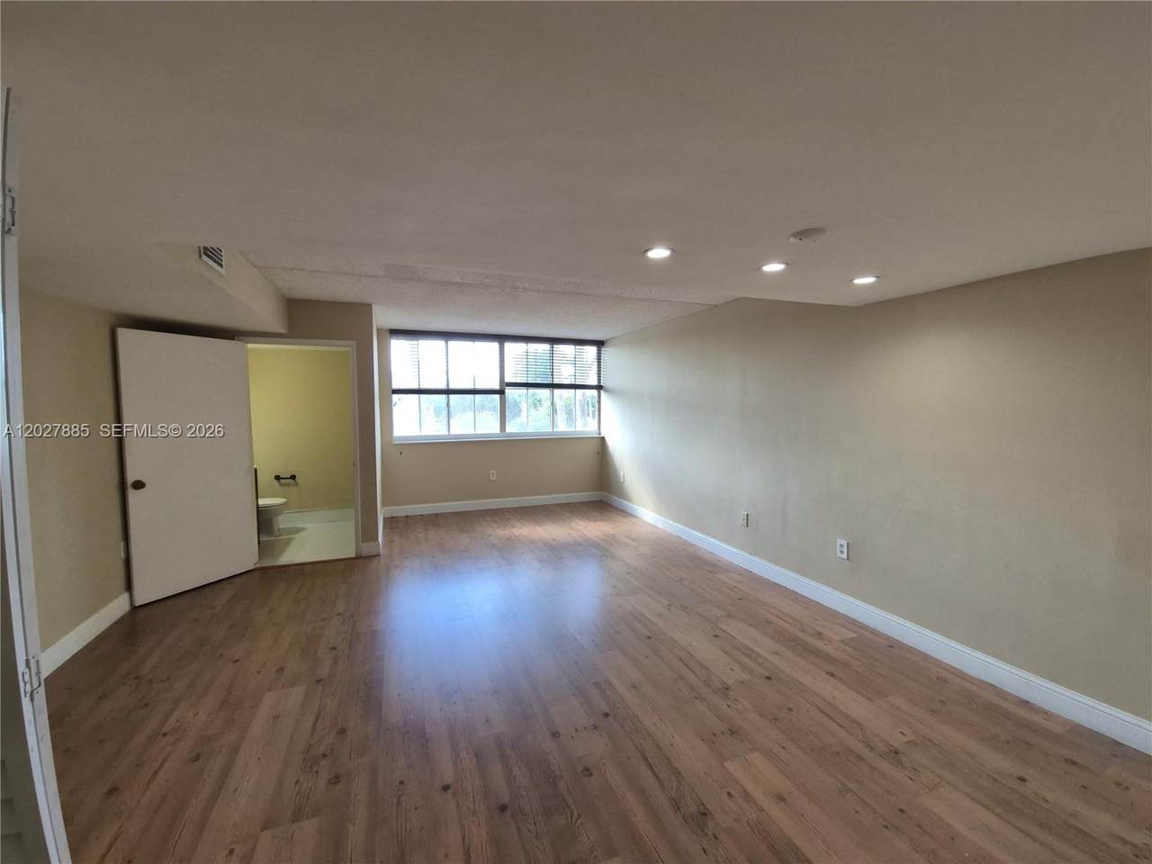https://bt-photos.global.ssl.fastly.net/miami/1280_boomver_1_A12027885-2.jpg